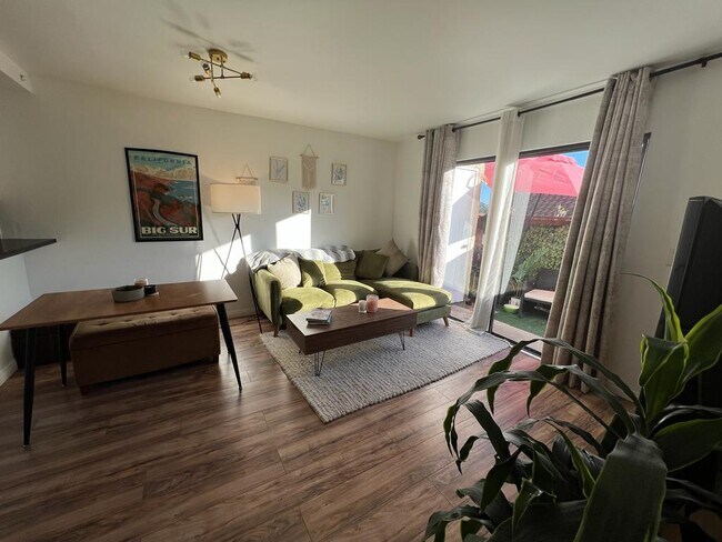 Foto del edificio - 5036 E Echo St