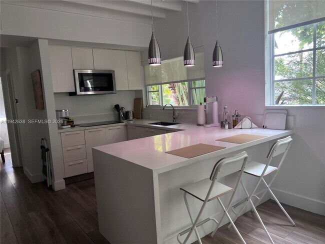 Foto del edificio - 701 Meridian Ave