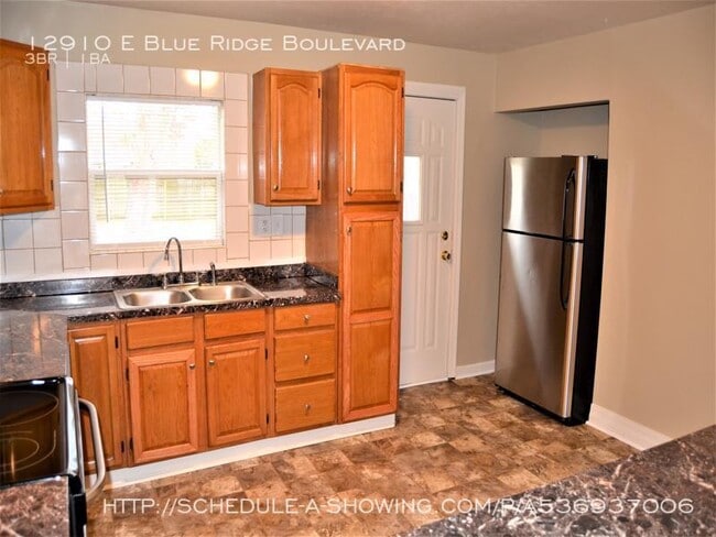 Building Photo - 12910 E Blue Ridge Blvd