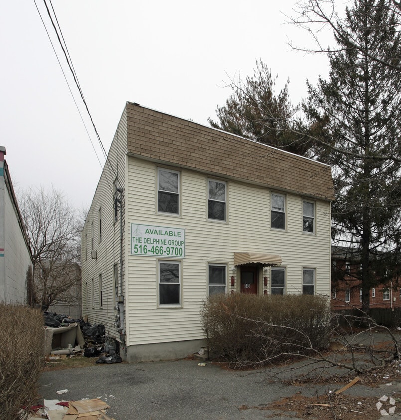 649 Nassau Rd, Uniondale, NY 11553 Apartments in Uniondale, NY