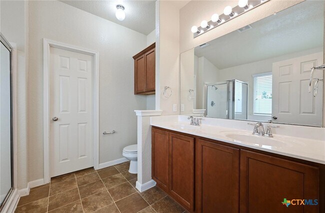 Building Photo - 110 Brazoria Trail