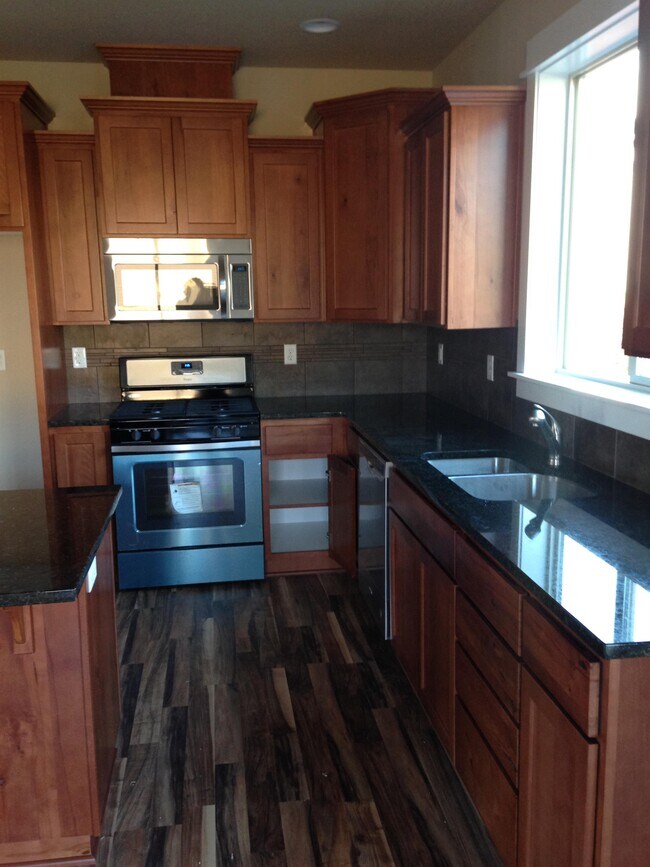 Building Photo - 35651 Elk Meadows Dr