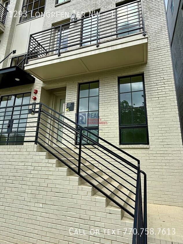 Foto principal - 1293 Longreen Ter NW