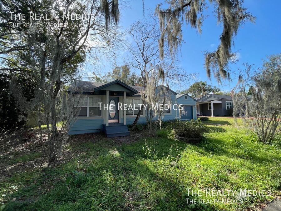 Foto principal - Charming 3-Bedroom Home in Orlando – Pet-F...