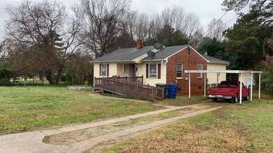 Building Photo - 422 Lamont St