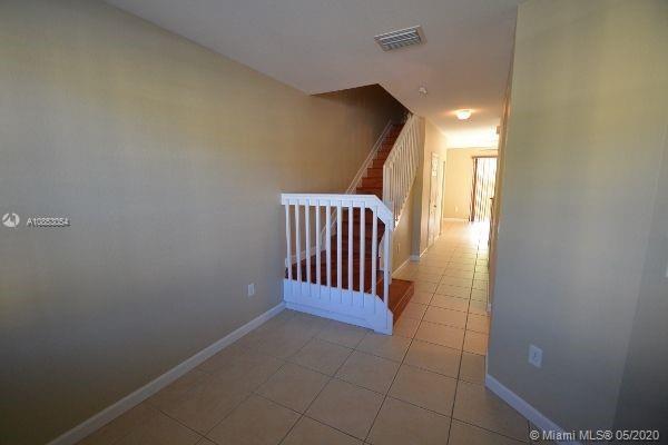 Foto del edificio - 9239 SW 227th St
