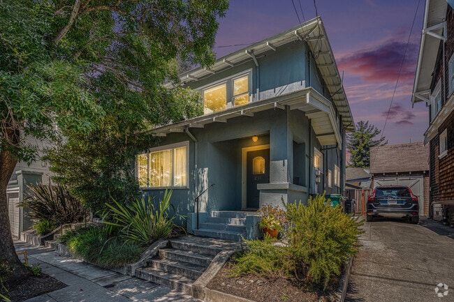 Building Photo - 5737 Claremont Ave
