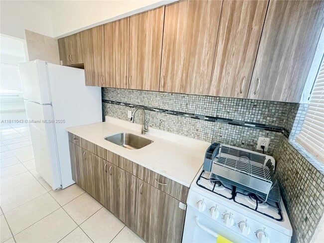 Foto del edificio - 800 85th St