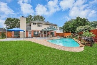 Building Photo - 3310 Little Farms Ct