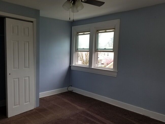 Master bedroom - 1609 Westona Dr