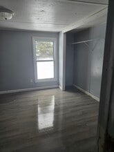 Building Photo - 435 Parsons Rd