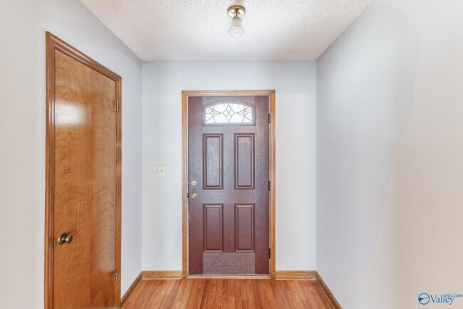 Building Photo - 109 Perriwinkle St