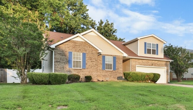 Building Photo - 1633 Cedar Springs Cir