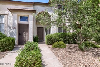 Building Photo - 4114 E Union Hills Dr