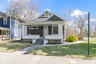 Building Photo - 1701 Barth Ave