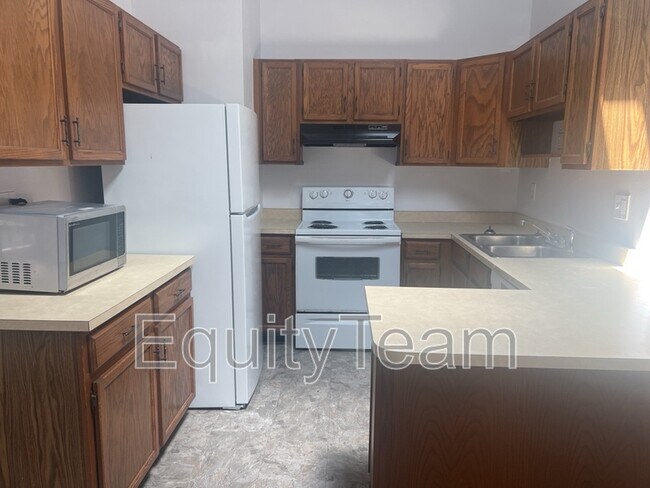 Foto del edificio - 2232 Joshua Cir