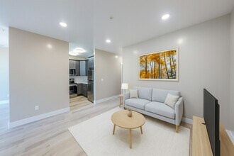 Building Photo - 67 S Main St