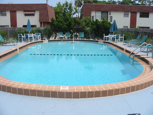 Photo - 625 N Halifax Ave House