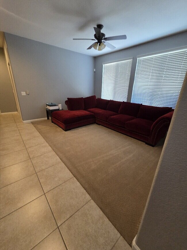 Foto del edificio - "Spacious 5-Bed home with 4 Baths Home for Rent!