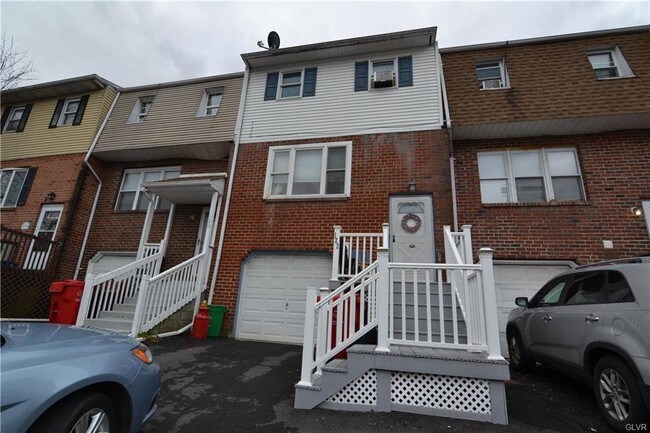 Building Photo - 122 Old Forge Dr