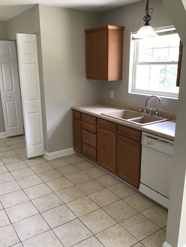 2652 Fish Hatchery Rd, West Columbia, SC 29172 House Rental in West