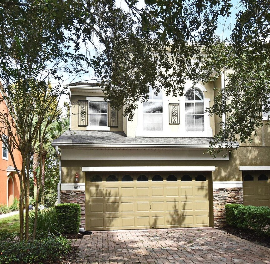Foto principal - Beautiful townhouse at Claytons Crossing O...