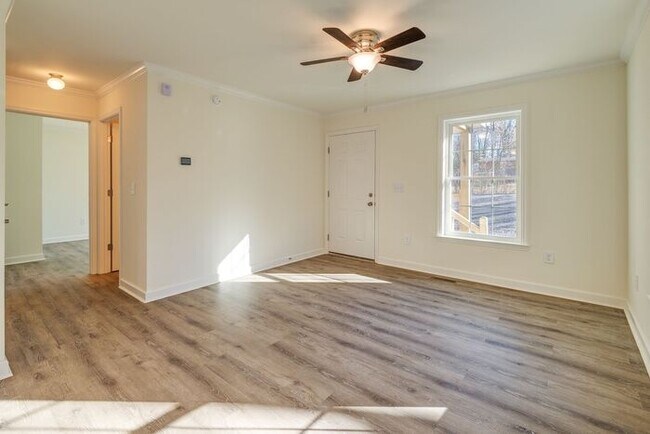 Building Photo - New Construction Rental-West Asheville