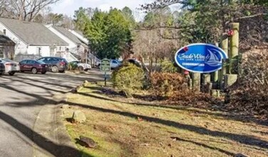 Building Photo - 3405 Tradewinds Dr