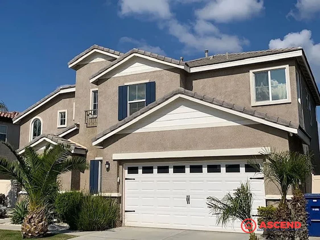 Primary Photo - 2-Story Home In Southwest!