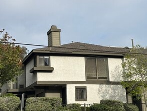 Building Photo - 3435 Reynard Way