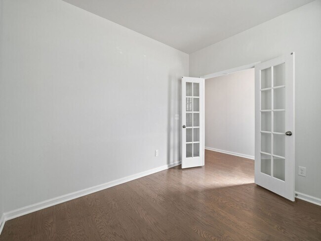 Foto del edificio - Beautiful Almost New Home with 5 Bedroom & 4.5 Baths