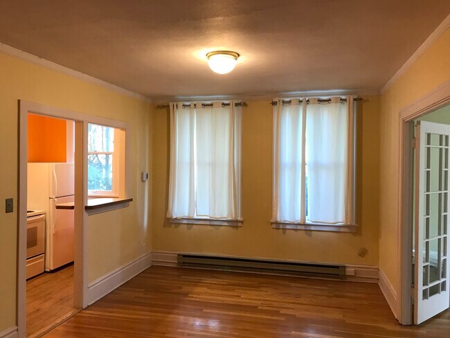 Main Room - 1508 10th Ave E