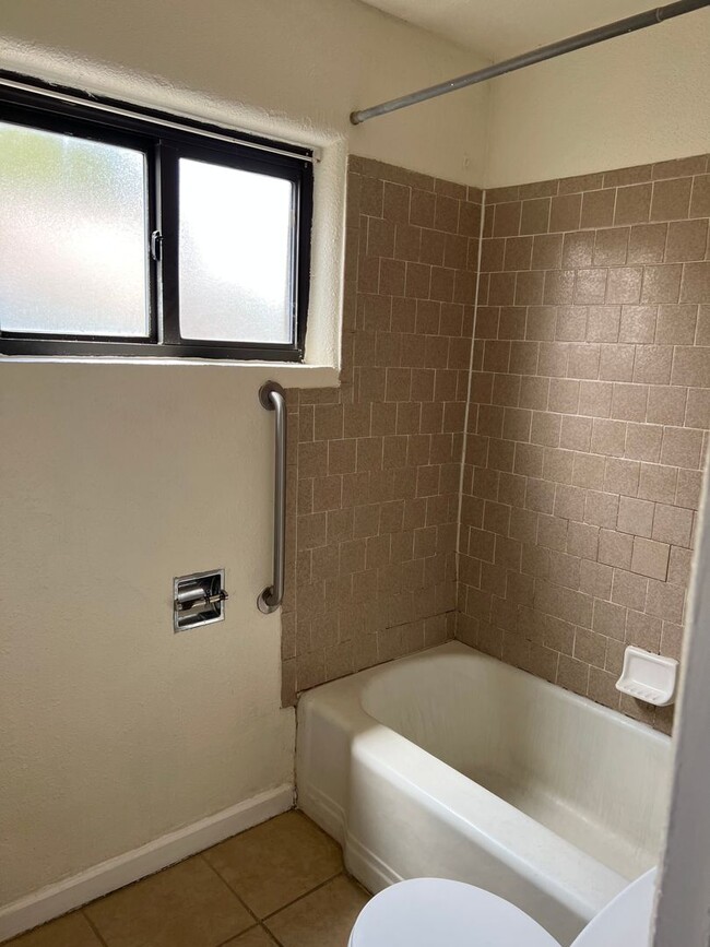 Building Photo - Casa Grande Properties,LLC