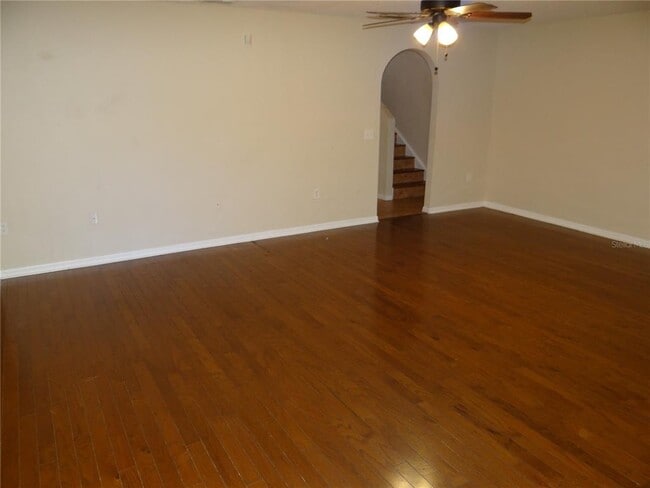 Building Photo - 4651 Ashburn Square Dr