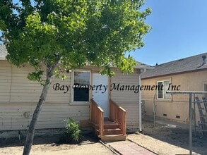 Building Photo - 1700 Monterey St