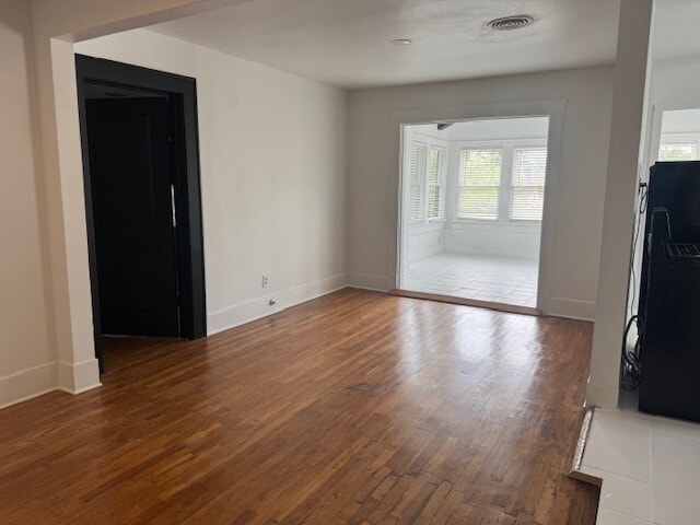 Foto del edificio - 1631 Bonnie Brae St