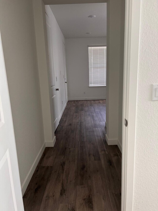 Foto del edificio - 13445 Starhawk Ln