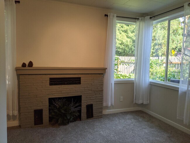 Foto del edificio - 8285 Meadowbrook Way SE