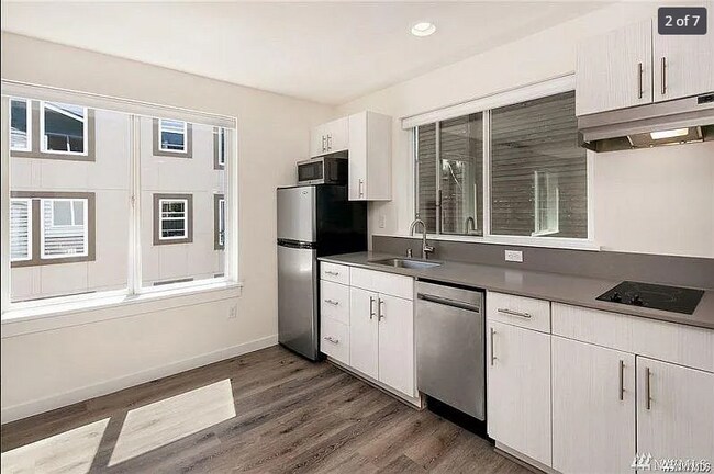 Foto del edificio - Modern Studio Apartment in Prime Queen Ann...
