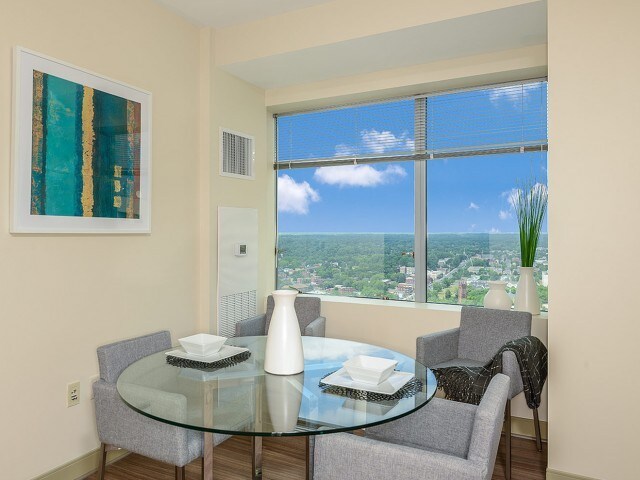 Hartford 21 Apartments Ct Dining Room Hartford 21