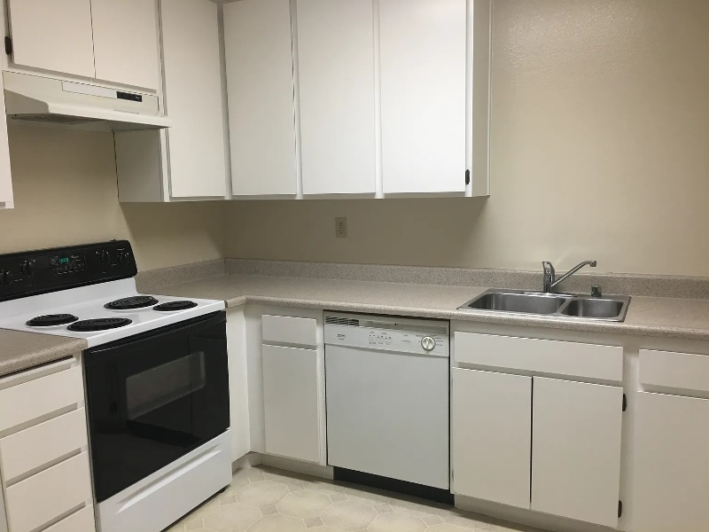 Photo - 1055 N Capitol Ave