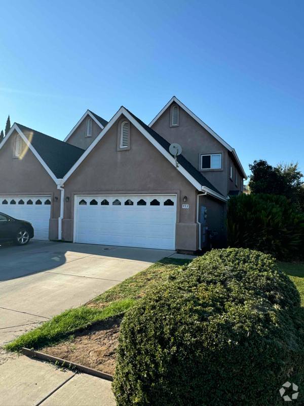 Building Photo - 955 Hardwood Ct