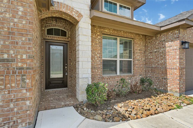 Foto del edificio - 4619 Grigio Pines Dr