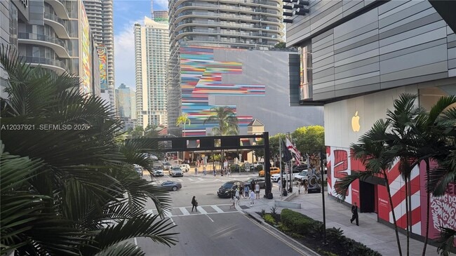 Foto del edificio - 45 SW 9th St