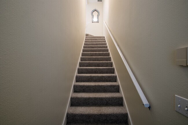 Foto del edificio - 10000 SW 52nd Ave