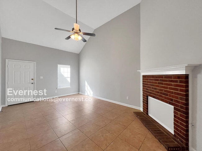 Building Photo - 7036 Foxhall Dr