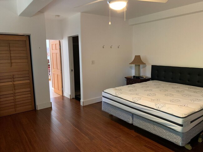 Foto del edificio - Great Kahana Home- 50 yards to the beach!