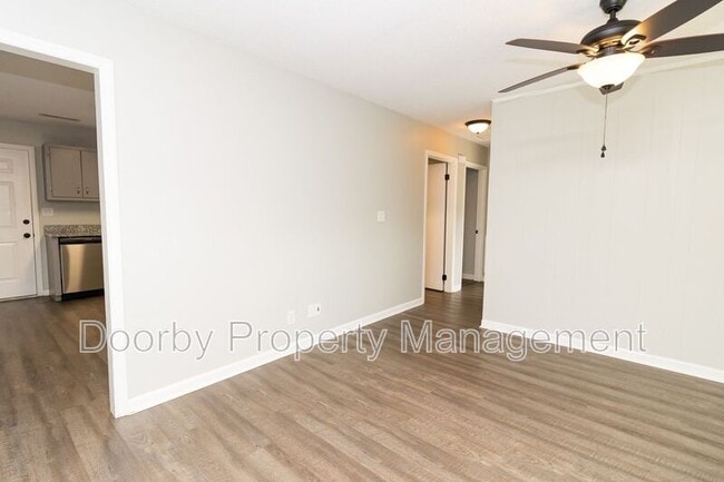 Building Photo - 1418 Baggett Rd