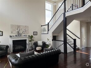 Building Photo - 3818 Pascolo Bend