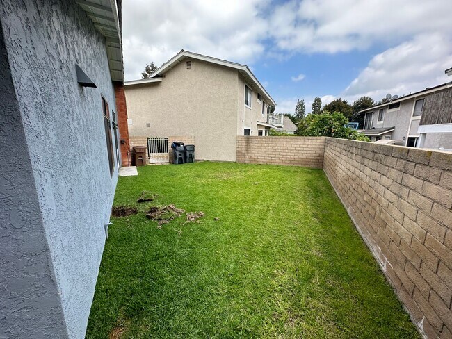 Building Photo - 4bd/3ba Home in Placentia